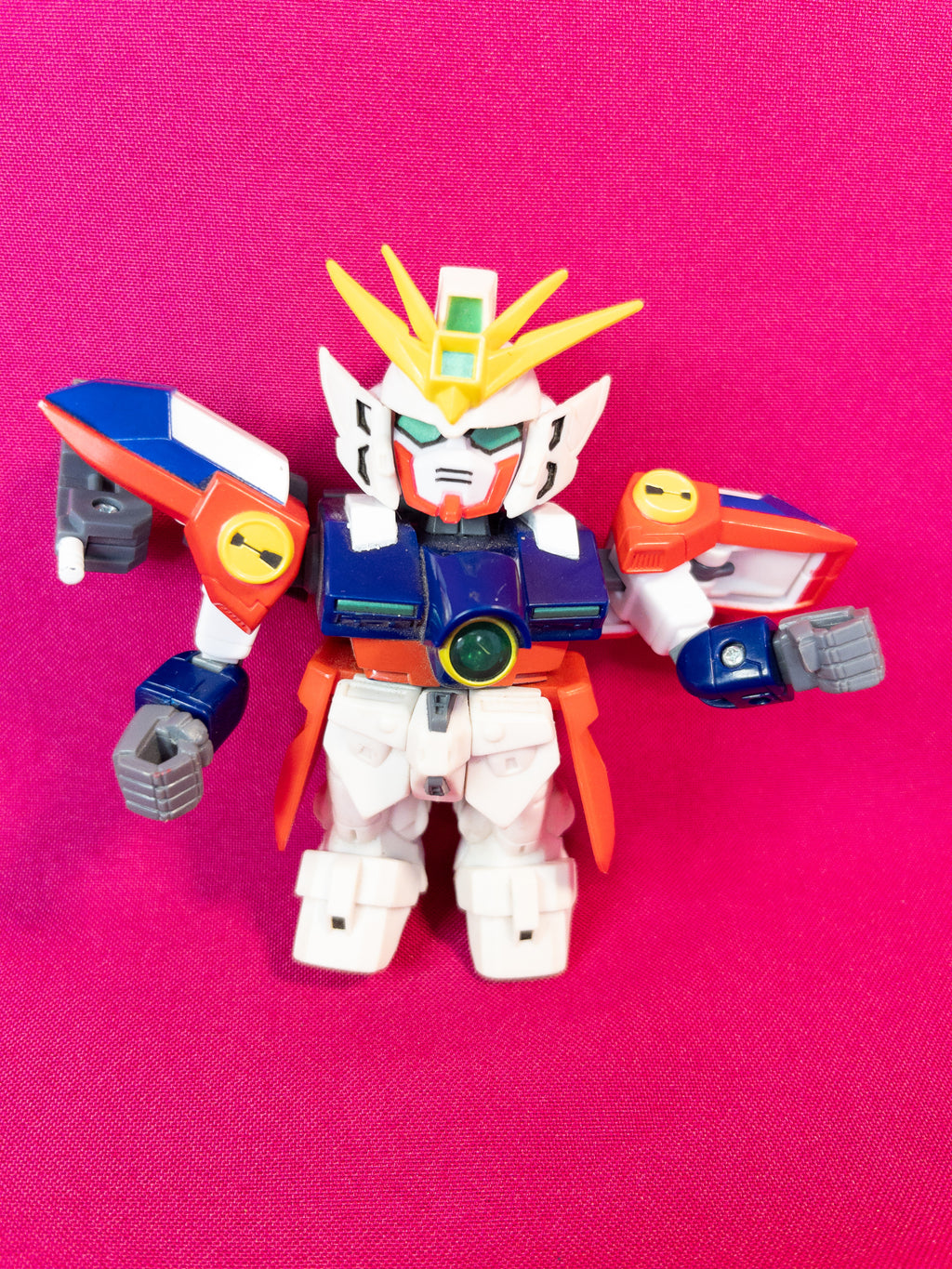 Figura Gundam suoeriro Defender SD wing