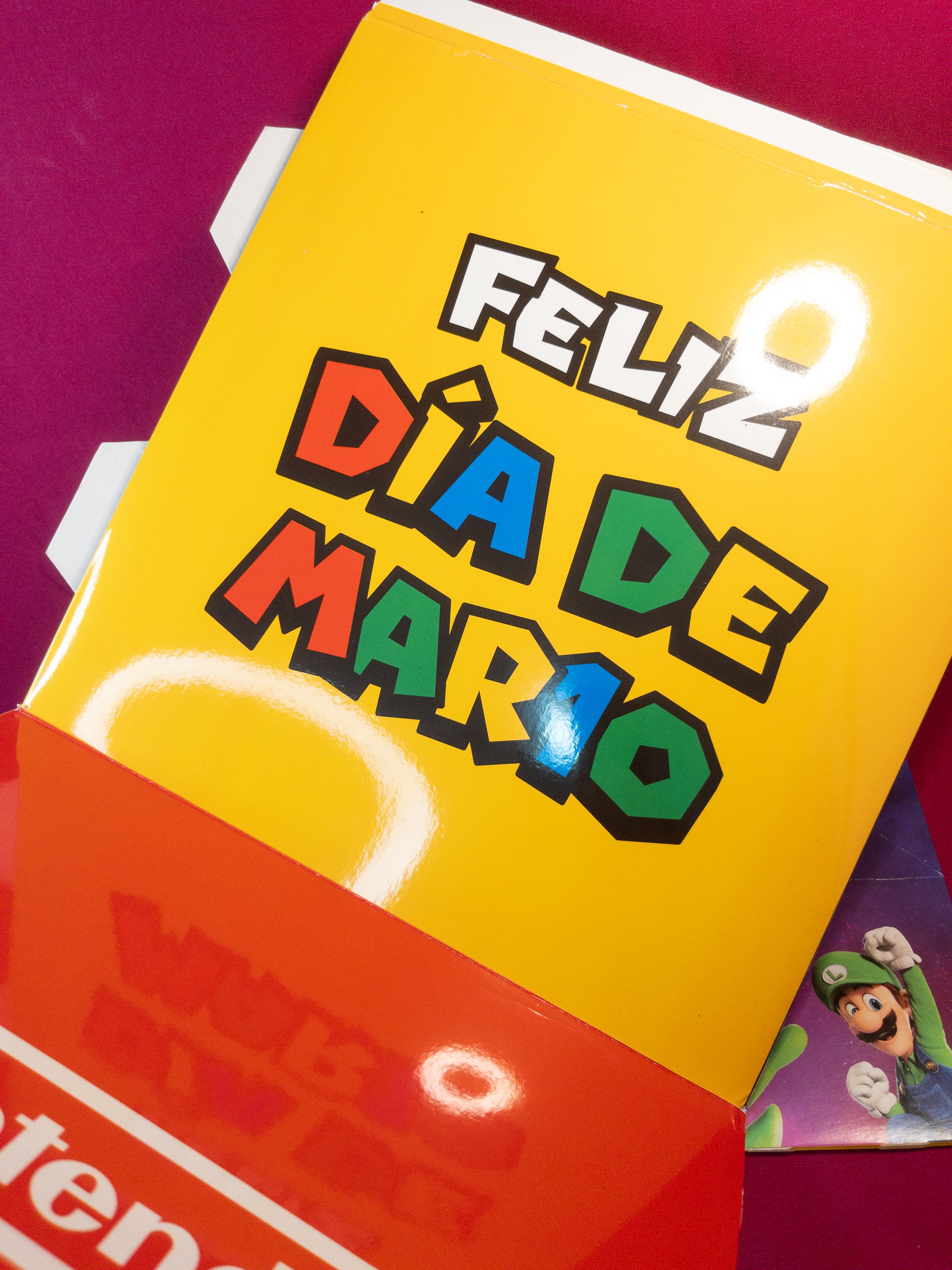 Cajas promocionales Mario bros