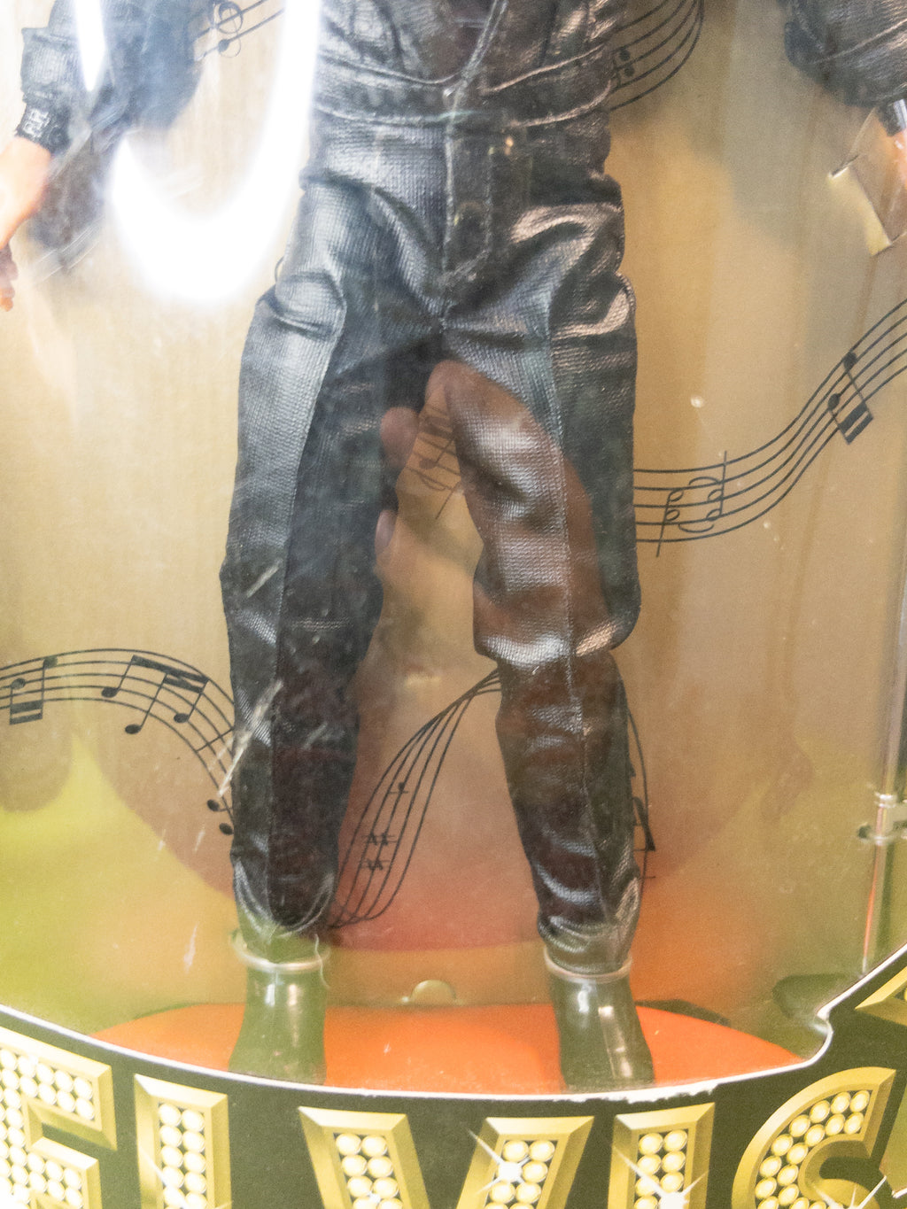 Figura exclusiva Elvis Presley edición 68 Special