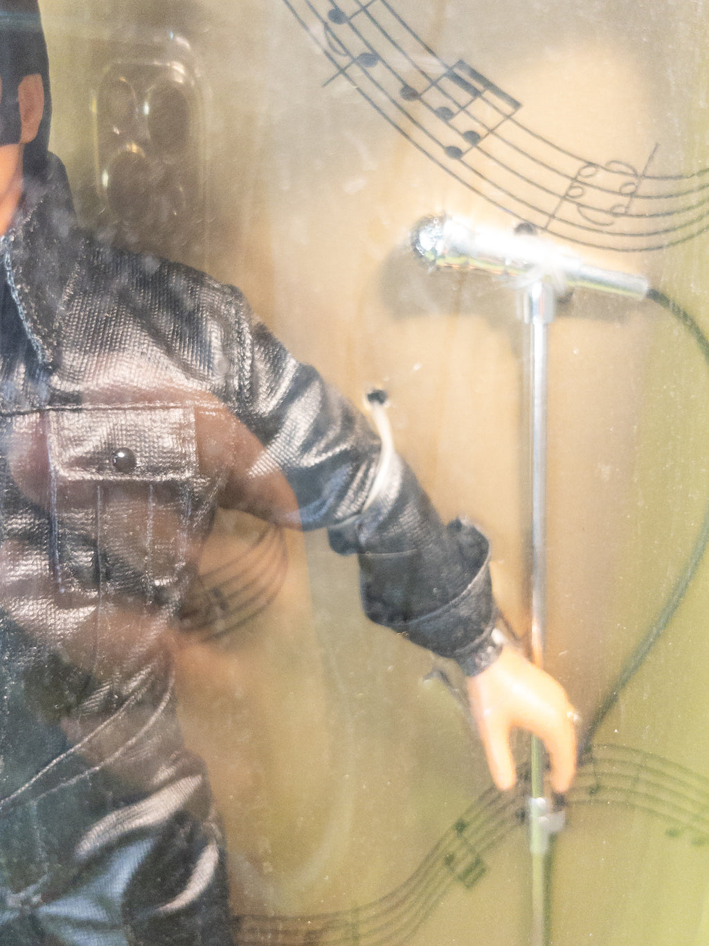 Figura exclusiva Elvis Presley edición 68 Special