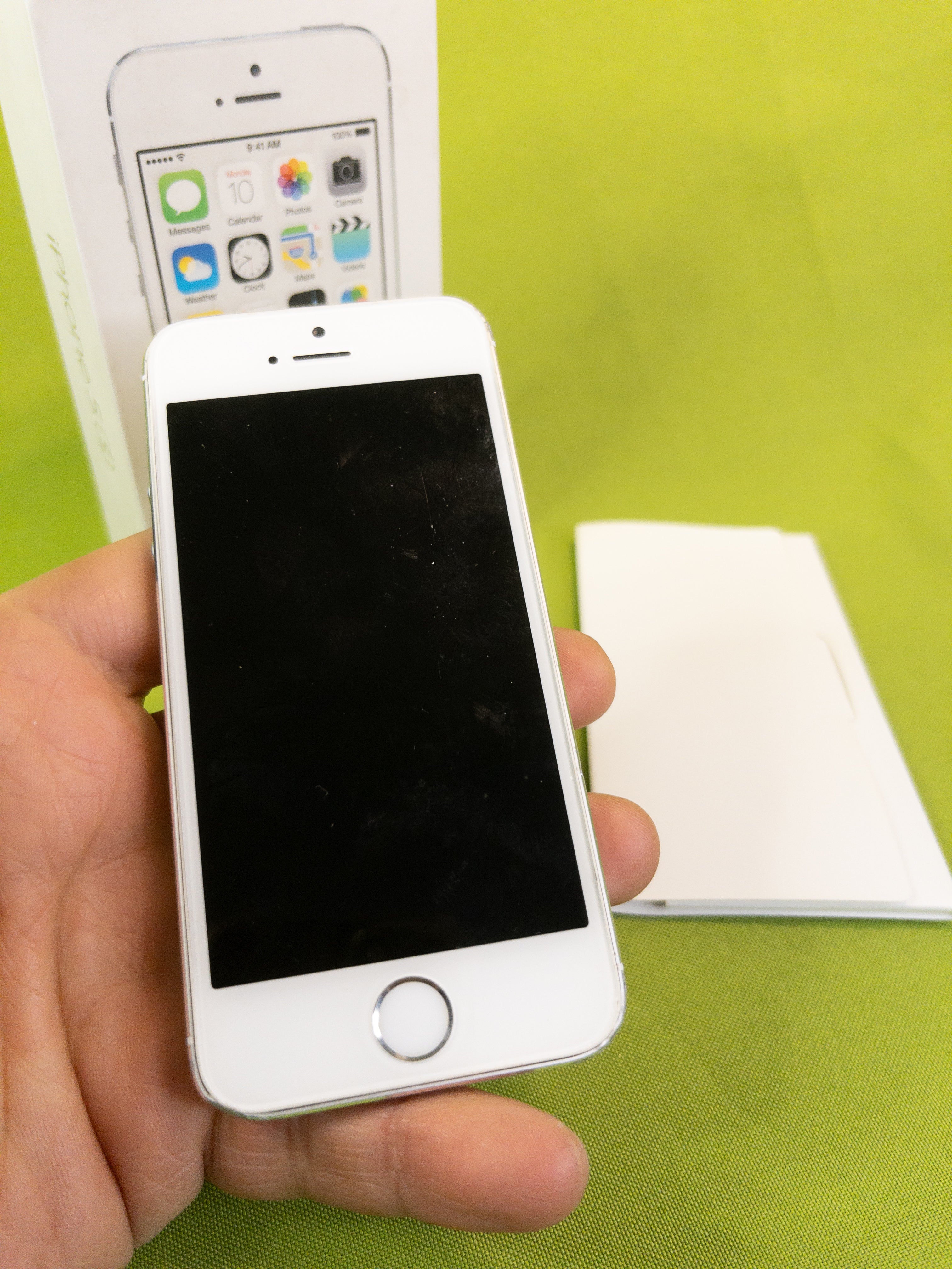 iPhone 5s en caja